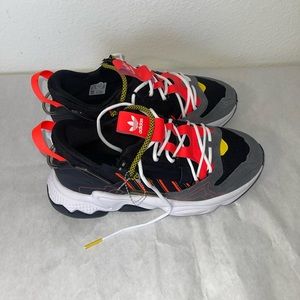 Brand New Adidas Original Ozweego ZIP Sneakers Men's Size 8.5 Multicolor (NEW)!